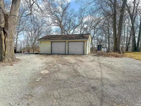 6530 S 300 E, Hamilton, IN 46742 photo 2