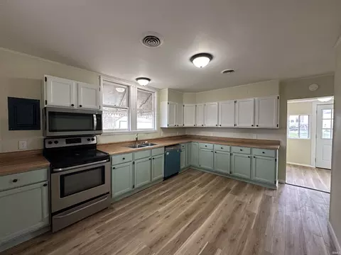 516 E Washington St, Sullivan, IN 47882 photo 3