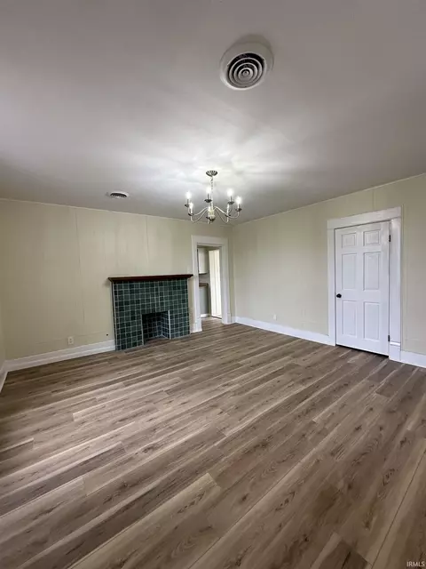 516 E Washington St, Sullivan, IN 47882 photo 5