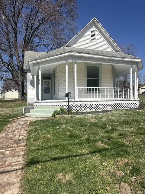 516 E Washington St, Sullivan, IN 47882 photo 1