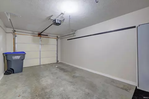 3821 S Cramer Cir, Bloomington, IN 47403 photo 9