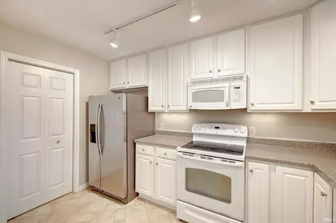 3821 S Cramer Cir, Bloomington, IN 47403 photo 15
