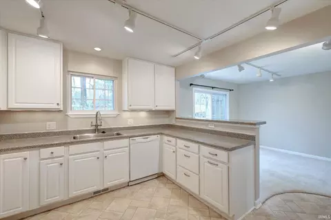 3821 S Cramer Cir, Bloomington, IN 47403 photo 18