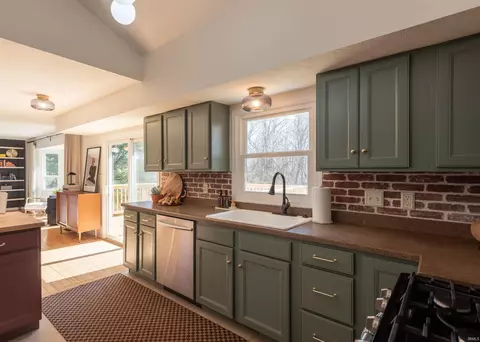 3864 S Bainbridge Dr, Bloomington, IN 47401 photo 13
