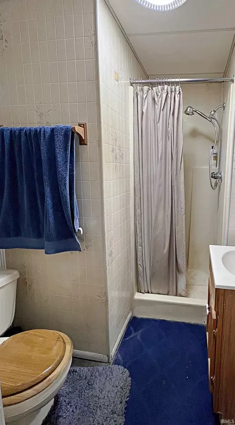 1321 E Walnut St, Washington, IN 47501 photo 10