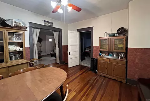 1321 E Walnut St, Washington, IN 47501 photo 7