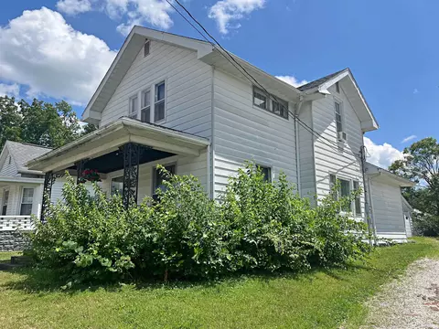 1321 E Walnut St, Washington, IN 47501 photo 16