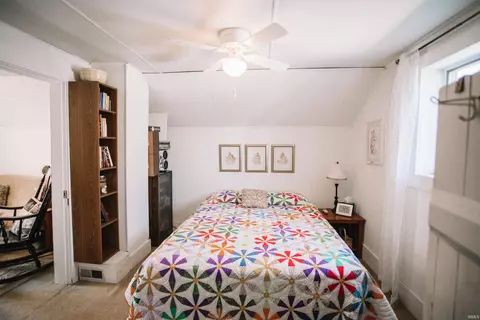 Bedroom - 209 E Arnold St, Bluffton, IN 46714 photo 4 of 4