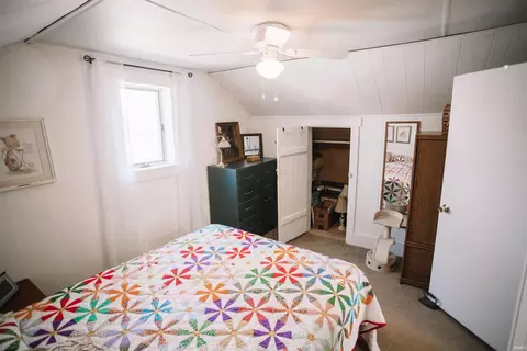 Bedroom - 209 E Arnold St, Bluffton, IN 46714 photo 3 of 4