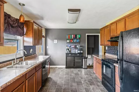 515 Devonshire Dr, Kokomo, IN 46901 photo 13