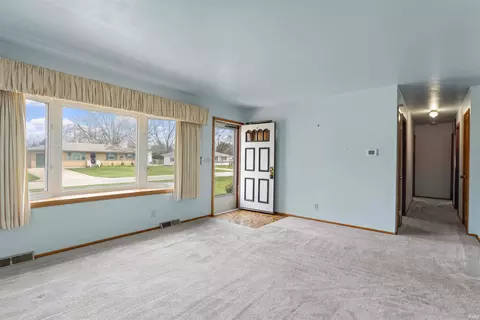 52235 Filbert Rd, Granger, IN 46530 photo 5