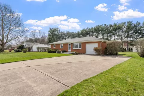 52235 Filbert Rd, Granger, IN 46530 photo 2