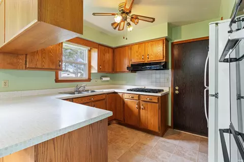 52235 Filbert Rd, Granger, IN 46530 photo 10