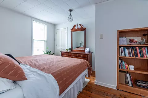 1017 W Howe St, Bloomington, IN 47403 photo 6