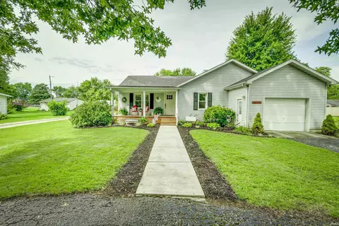 1120 N 8th St, Mitchell, IN 47446 photo 3