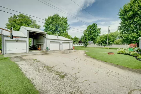 1120 N 8th St, Mitchell, IN 47446 photo 12