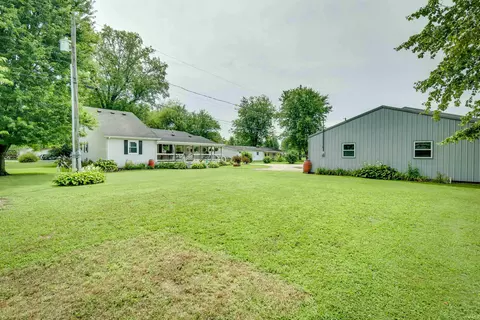 1120 N 8th St, Mitchell, IN 47446 photo 10