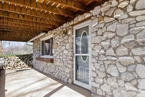 285 Goad Cemetery Rd, New Harmony, IN 47631 photo 3