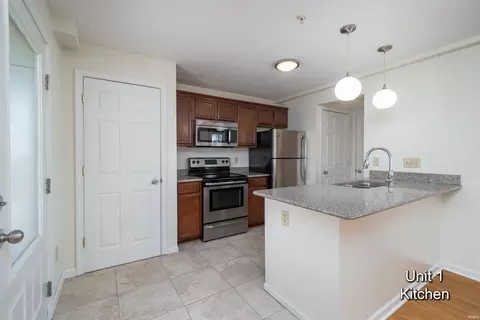 406 E Hillside Dr, Bloomington, IN 47401 photo 13
