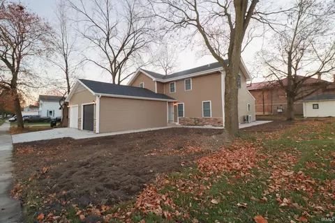 Exterior - 315 S Washington St, Waterloo, IN 46793 photo 5 of 8