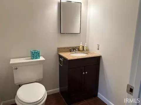 Bath - 3053 N Ramble Rd E, Bloomington, IN 47408 photo 2 of 4