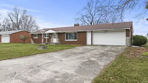 Exterior - 4117 E Saddle Dr, Fort Wayne, IN 46804 photo 2 of 6