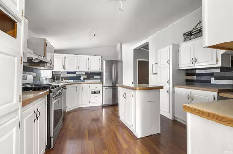 6571 S 200 E, Warren, IN 46792 photo 11