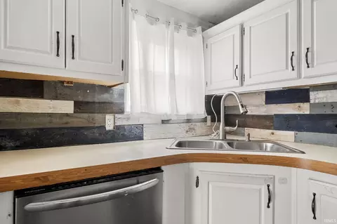 6571 S 200 E, Warren, IN 46792 photo 10