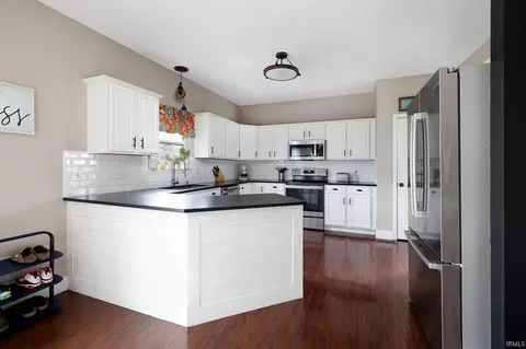 Kitchen - 722 E Olde Mill Cir, Bloomington, IN 47401 photo 1 of 4