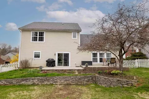 Exterior - 722 E Olde Mill Cir, Bloomington, IN 47401 photo 5 of 7