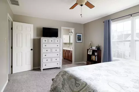 Bedroom - 722 E Olde Mill Cir, Bloomington, IN 47401 photo 2 of 6