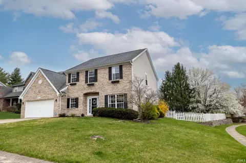 Exterior - 722 E Olde Mill Cir, Bloomington, IN 47401 photo 2 of 7