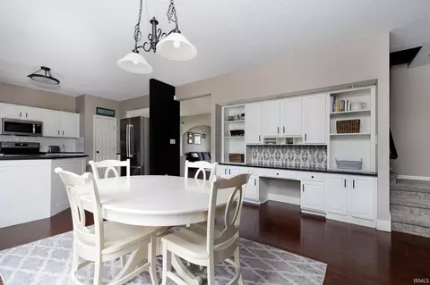 Dining - 722 E Olde Mill Cir, Bloomington, IN 47401 photo 2 of 2