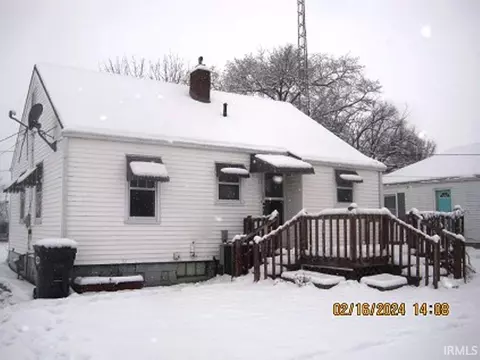 705 N Main St, Dunkirk, IN 47336 photo 2