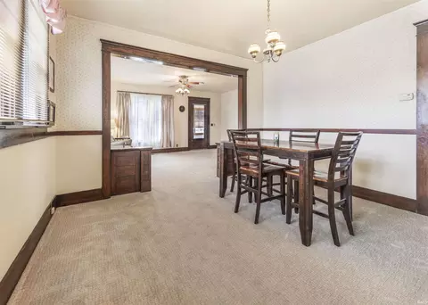 Dining - 293 W W Blvd, Peru, IN 46970 photo 2 of 3
