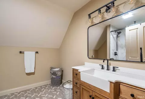 Bath - 3684 E Sterling Ave, Bloomington, IN 47401 photo 4 of 5