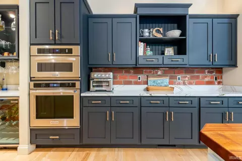 Kitchen - 3684 E Sterling Ave, Bloomington, IN 47401 photo 2 of 7