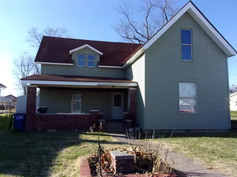 621 R St, Bedford, IN 47421 photo 1