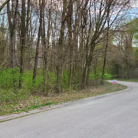 Courtyard Lane, Elkhart, IN 46514