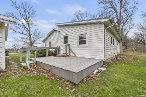 Exterior - 165 State Road 1 Rd, Hamilton, IN 46742 photo 3 of 10
