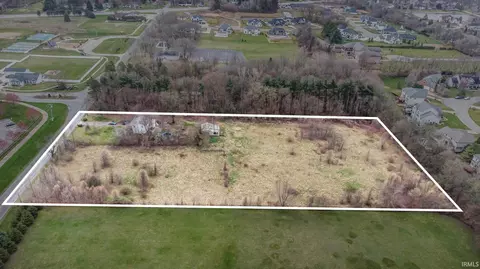 51405 Elm Rd, Granger, IN 46530