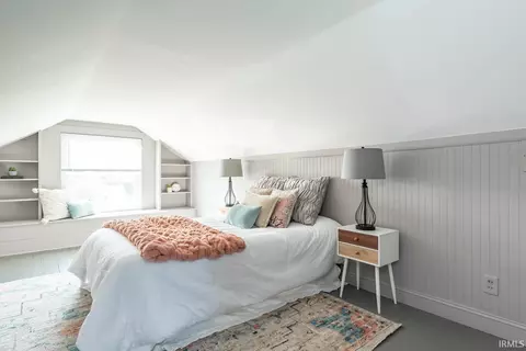 Bedroom - 2107 Park Ave, Bedford, IN 47421 photo 5 of 6
