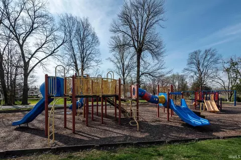 View/Area - 2107 Park Ave, Bedford, IN 47421 photo 1 of 3