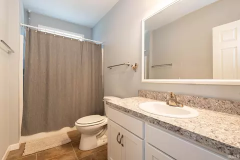 Bath - 2310 E Wimbleton Ln, Bloomington, IN 47401 photo 3 of 4