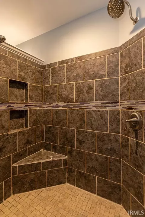 Bath - 2310 E Wimbleton Ln, Bloomington, IN 47401 photo 2 of 4