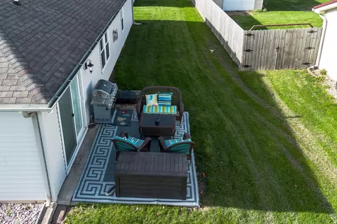 Exterior - 1010 Smith St, Roanoke, IN 46783 photo 5 of 11