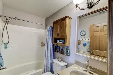 Bath - 1010 Smith St, Roanoke, IN 46783 photo 3 of 3