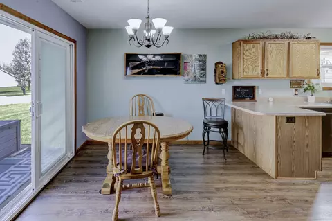 Dining - 1010 Smith St, Roanoke, IN 46783 photo 1 of 2