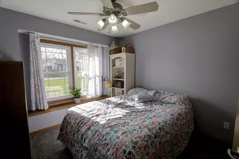 Bedroom - 1010 Smith St, Roanoke, IN 46783 photo 4 of 4
