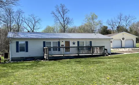 913 W County Road 850 N, Orleans, IN 47452